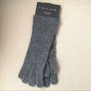 NEW Tahari 100% Cashmere Gloves